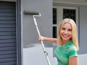 refaire la peinture écaillée d’une façade