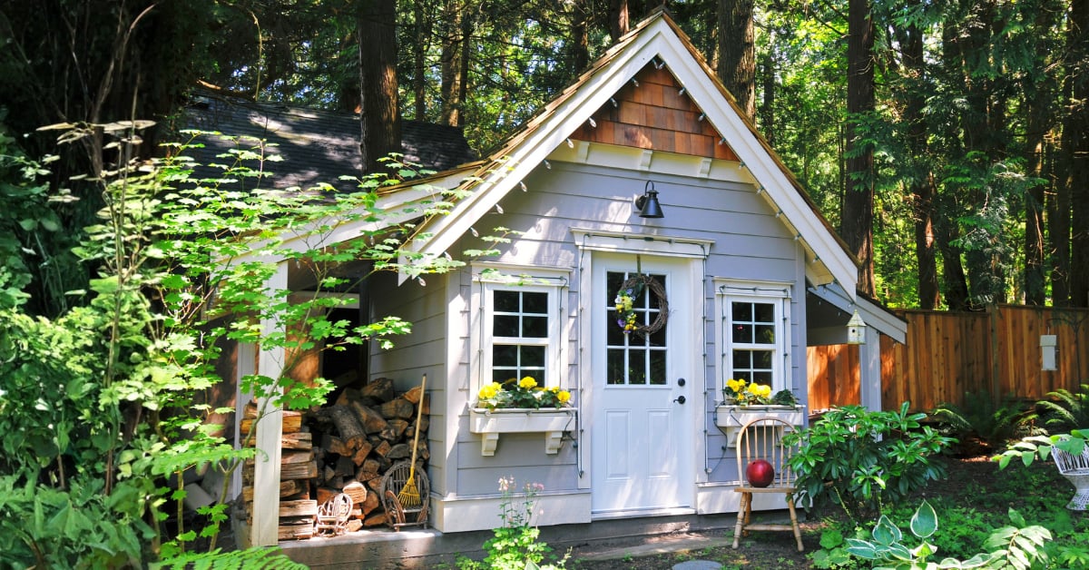 Ancien garage ou cabanon